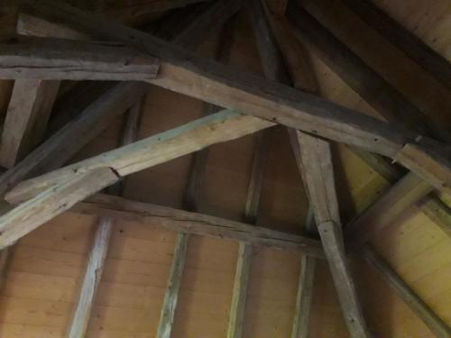 Abaissement du plafond pour isolation de comble perdu
