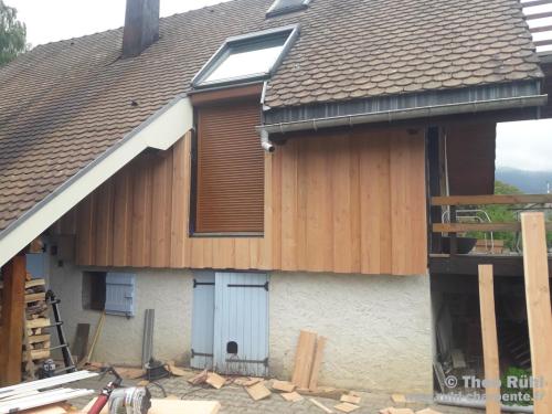 Bardage-planche-douglas-brut